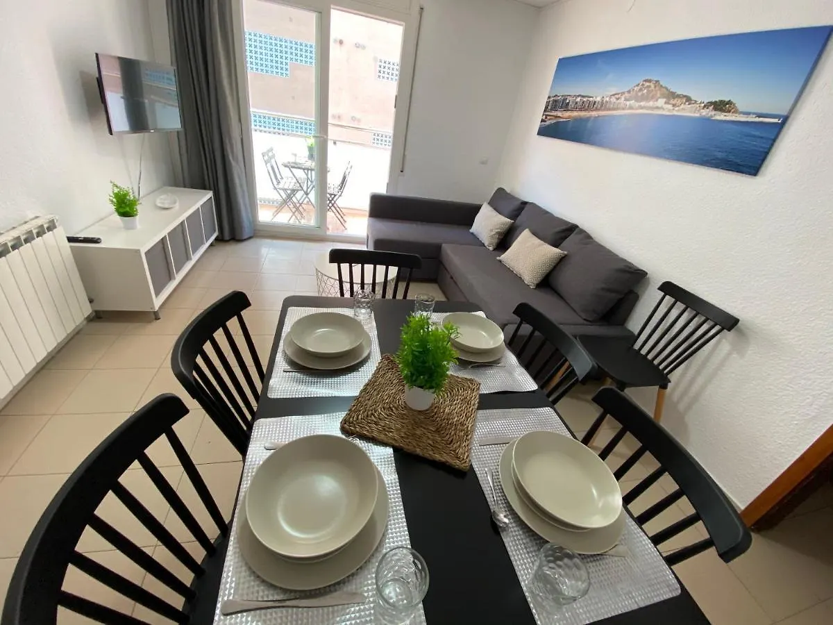 Apartamentos Ar Isern Бланес