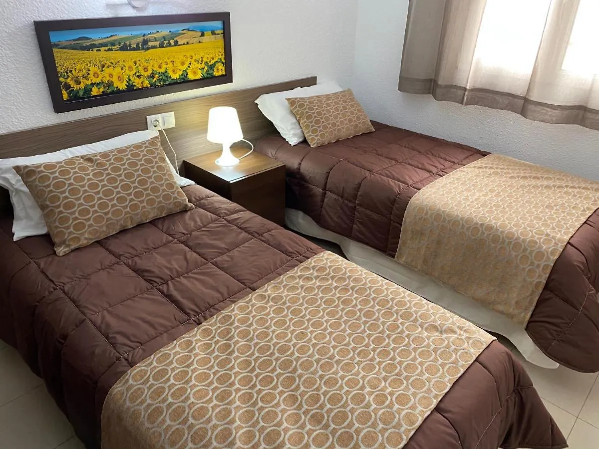 Apartamentos Ar Isern Бланес